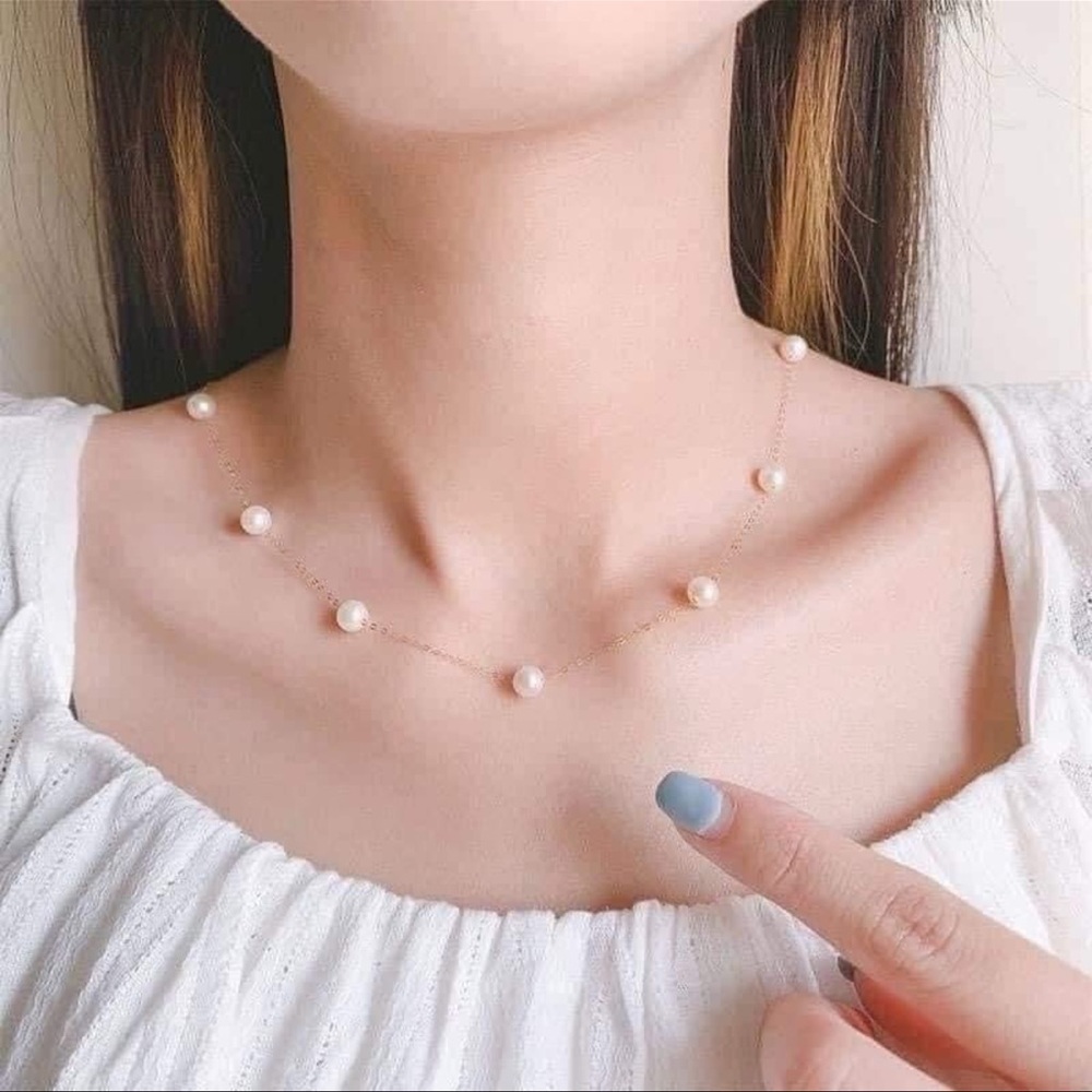 Elegant Pearl Necklace